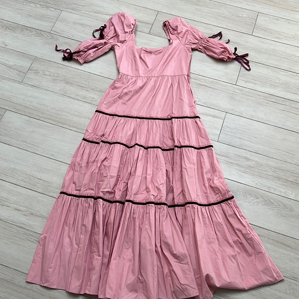 Pink puff shoulder dress-matching daughter dress avail in separate listing - Picture 2 of 12